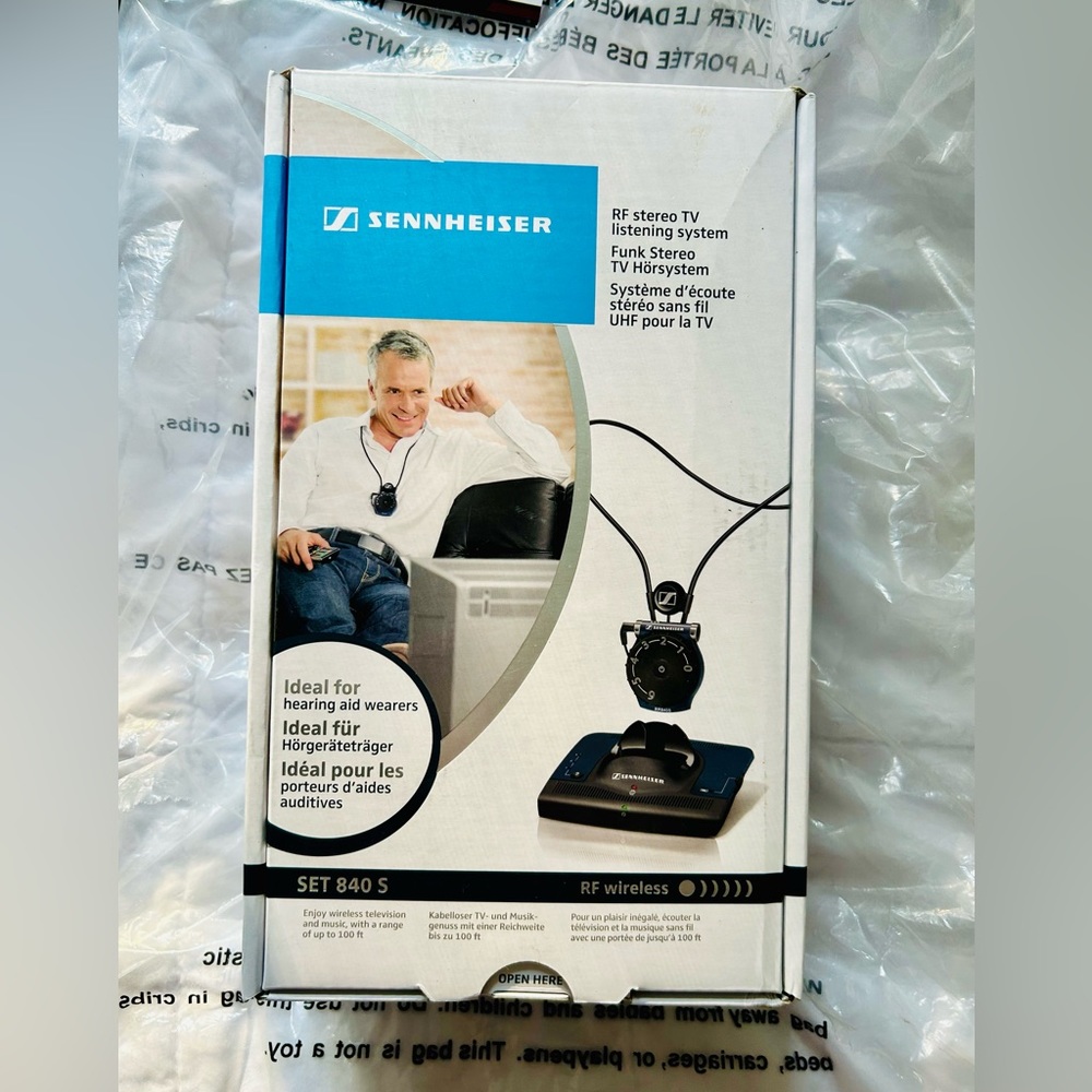 SENNHEISER SET 840-S Wireless TV LISTENING SYSTEM with Body Pack Receiver - NEW